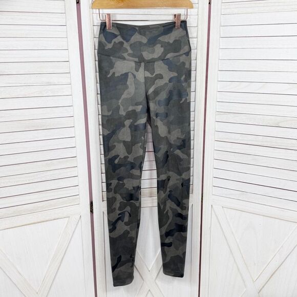 WHBM Faux Suede Leather Microfiber Camouflage Runway Leggings Pants Olive Size 0 - Picture 1 of 12